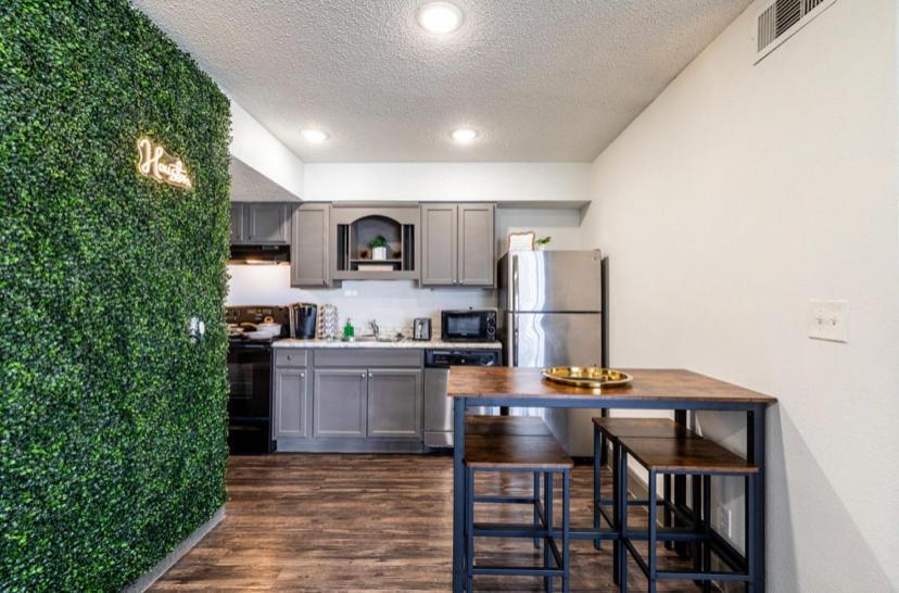 The Cozy Clouds Resort At Nrg Houston Ngoại thất bức ảnh