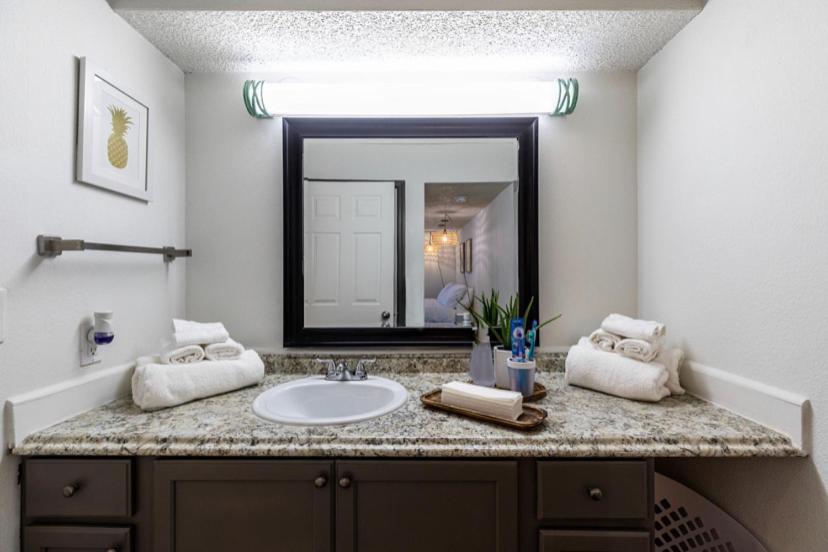 The Cozy Clouds Resort At Nrg Houston Ngoại thất bức ảnh